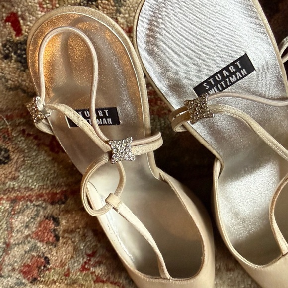 Stuart Weitzman Nicety T-Strap Heels, Oyster, 7.5 - Picture 8 of 9